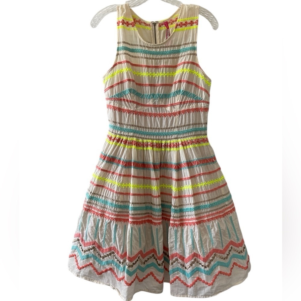 Plenty by Tracy Reese Embroidered Dress Size 8 As Seen on Hart of Dixie - Picture 3 of 9